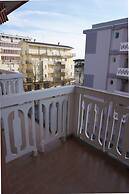 Nice Apartment for Five People Near the sea - By Beahost Rentals