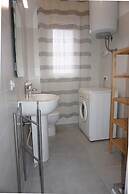 Nice Apartment for Five People Near the sea - By Beahost Rentals