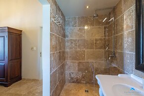 Marina View Apartments