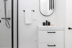 Ostoya Pucka by Renters