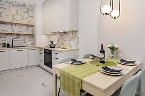 Ostoya Pucka by Renters