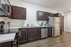 Modern Apartment With Upgraded Amenities Near CSU