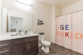 Modern Apartment With Upgraded Amenities Near CSU