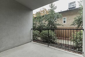 Modern Apartment With Upgraded Amenities Near CSU