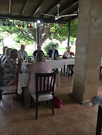 Villa Lembos Hotel