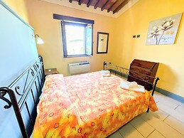 Apt 5 Aircon, Wifi, Infinity Pool, Jacuzzi, Gardens Incredible! Sleeps