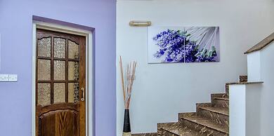 Fabulous Villa In Coral Bay Near Beach, Amenities