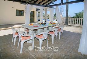Fabulous Villa In Coral Bay Near Beach, Amenities