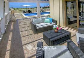 Fabulous Villa In Coral Bay Near Beach, Amenities