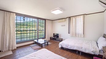 Gangchon Beautiful pet House Pension