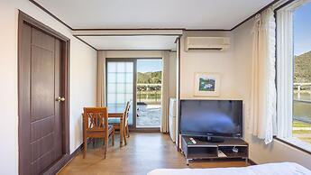 Gangchon Beautiful pet House Pension