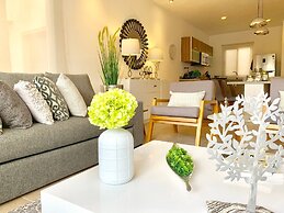 Sleeps 4-6-amazing 2 Bedroom Ph With Bbq & Jacuzzi