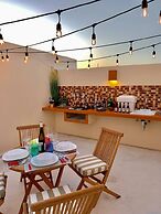 Sleeps 4-6-amazing 2 Bedroom Ph With Bbq & Jacuzzi