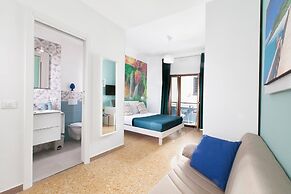 Bb Mhal Kitaall Rooms With Kitchen