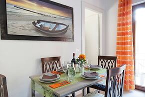 Bb Mhal Kitaall Rooms With Kitchen