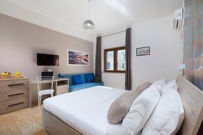 Bb Mhal Kitaall Rooms With Kitchen