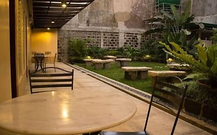 OYO 916 Angel's Boardrooms