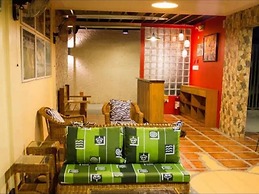 OYO 916 Angel's Boardrooms