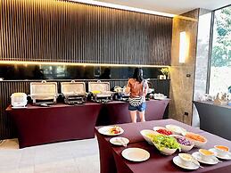 The Proud Exclusive Hotel