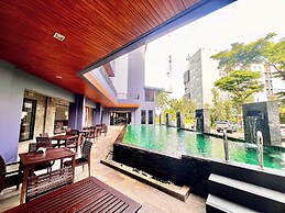 The Proud Exclusive Hotel