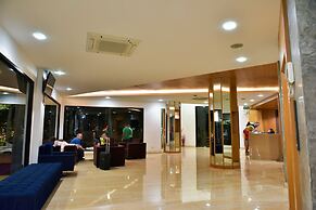 The Proud Exclusive Hotel