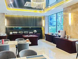 The Proud Exclusive Hotel