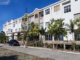 OYO 921 Sorrento Hotel And Resort