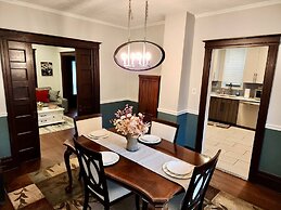 Fischer House Indian Village Nn01