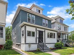 Fischer House Indian Village Nn01