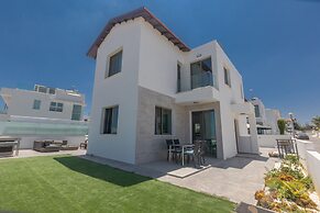 Protaras Levanda Villa Lh55