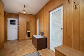 Apartment With Balcony Cracow by Renters