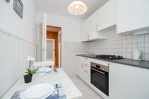 Apartment With Balcony Cracow by Renters