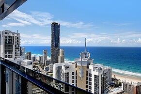 Circle on Cavill - Wow Stay