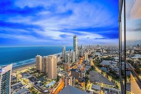 Circle on Cavill - Wow Stay