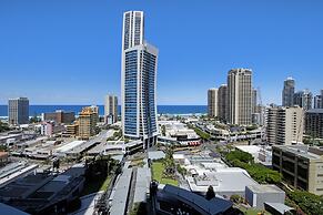 Circle on Cavill - Wow Stay