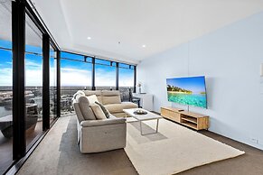 Circle on Cavill - Wow Stay