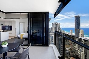 Circle on Cavill - Wow Stay