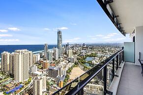 Circle on Cavill - Wow Stay