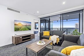 Circle on Cavill - Wow Stay