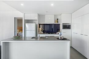 Circle on Cavill - Wow Stay