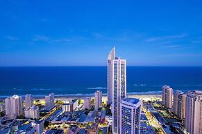 Circle on Cavill - Wow Stay