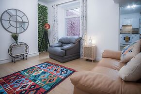 Langland Road - 1 Bedroom - Mumbles