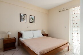 Four-Bedroom Villa Alexandros by Konnect, Private Pool & SeaView