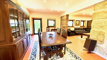 Stunning Villa Portugal Private Pool Diving Board