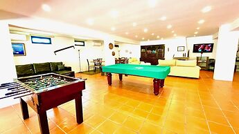 Stunning Villa Portugal Private Pool Diving Board