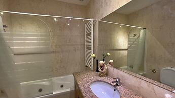 Stunning Villa Portugal Private Pool Diving Board