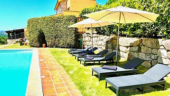 Stunning Villa Portugal Private Pool Diving Board