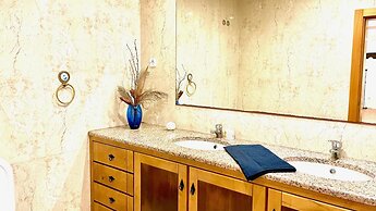 Stunning Villa Portugal Private Pool Diving Board