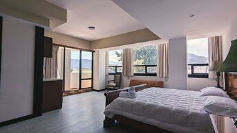 CASA BUENA HOTEL