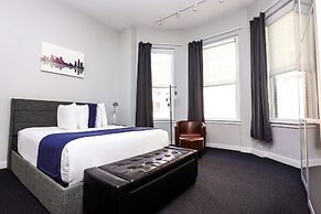 Maverick Suites at 245 Newbury St